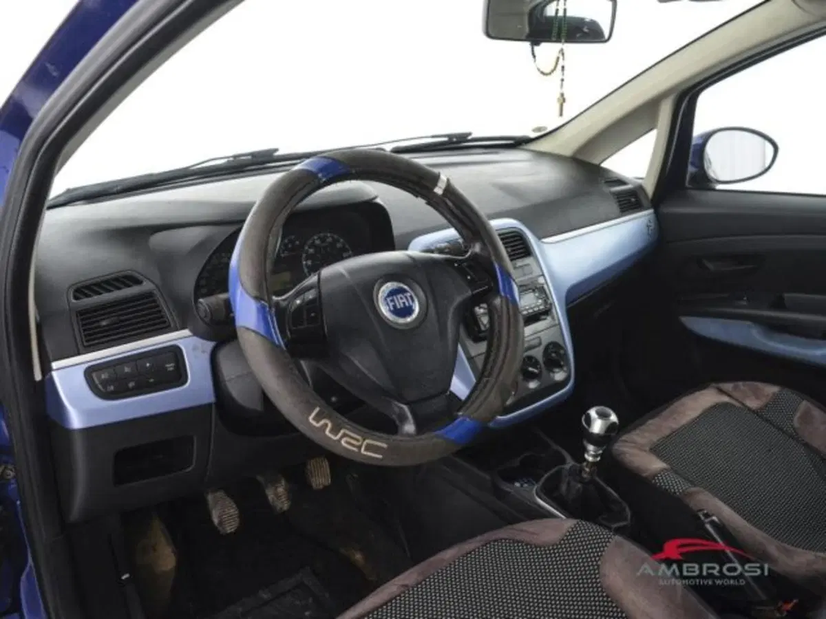 Fiat Grande Punto usata a Perugia (8)