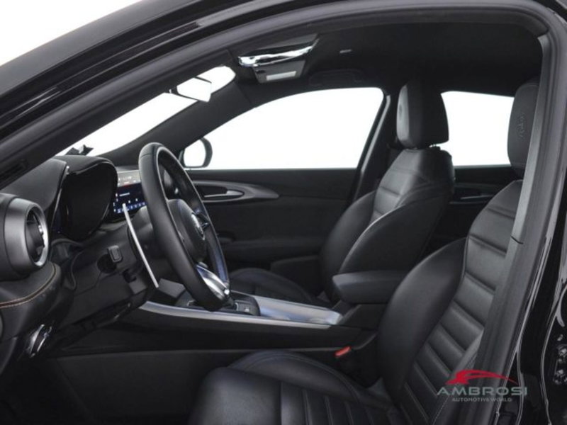 Alfa Romeo Tonale usata a Perugia (9)