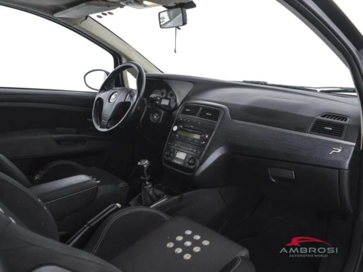 Fiat Grande Punto usata a Perugia (12)