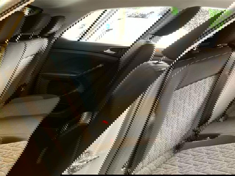 Volkswagen T-Cross usata a Como (12)