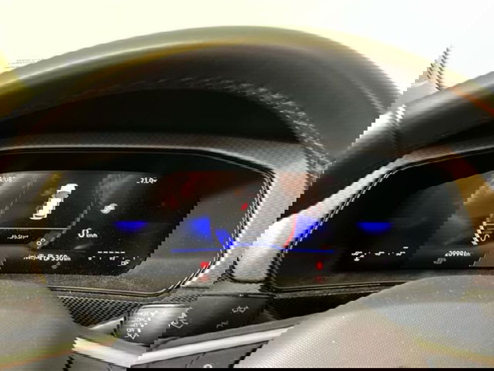 Volkswagen T-Cross usata a Como (15)