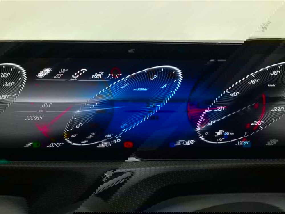 Mercedes-Benz CLA Shooting Brake usata a Como (15)