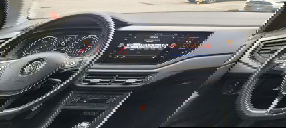 Volkswagen Polo usata a Napoli (10)