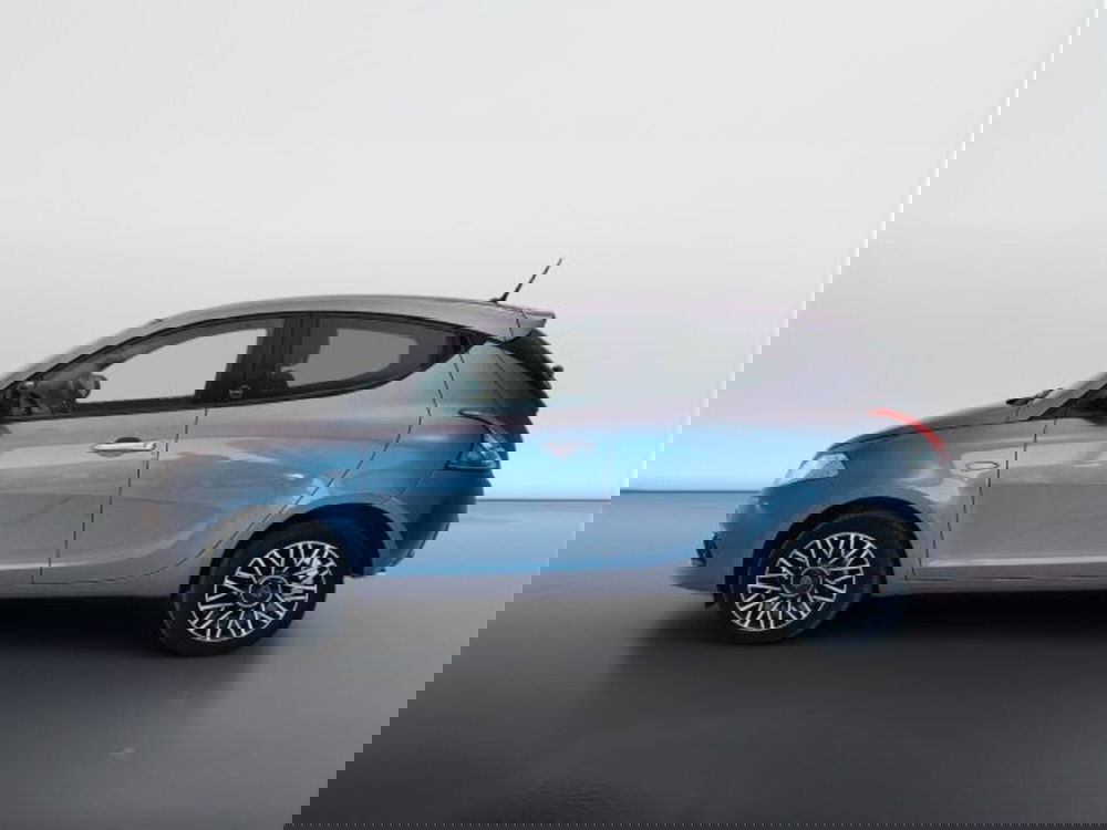 Lancia Ypsilon usata a Teramo (3)