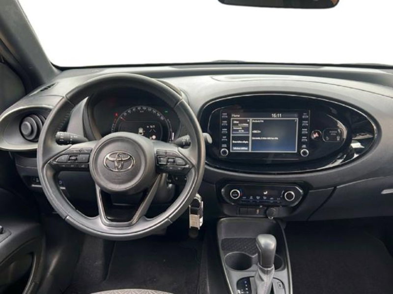 Toyota Aygo X usata a Vercelli (10)