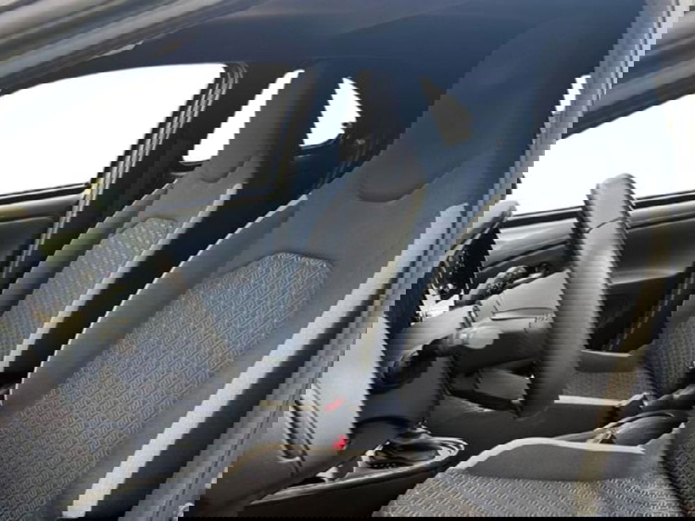 Toyota Aygo X usata a Vercelli (12)