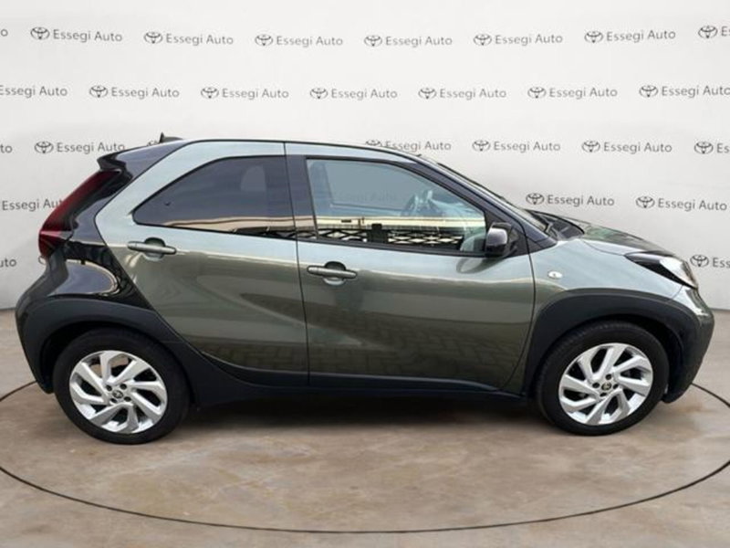 Toyota Aygo X usata a Vercelli (14)