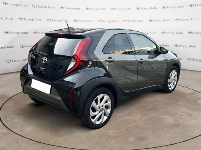 Toyota Aygo X usata a Vercelli (16)