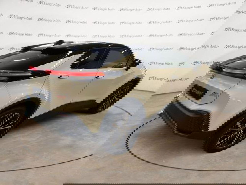 Toyota Toyota C-HR usata a Vercelli (16)