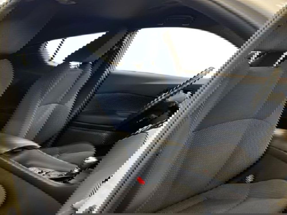 Toyota Toyota C-HR usata a Vercelli (7)