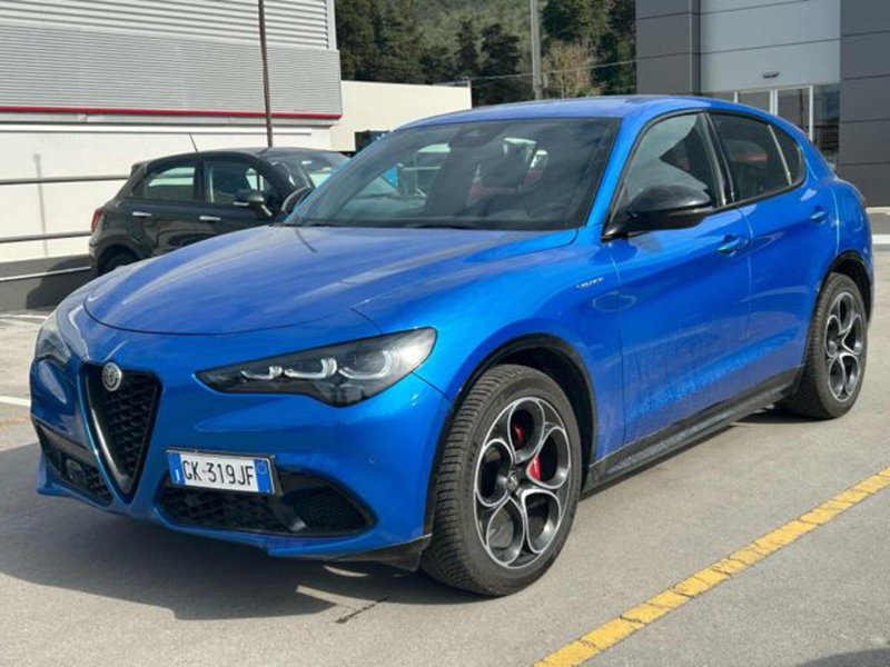 Alfa Romeo Stelvio usata a Lucca