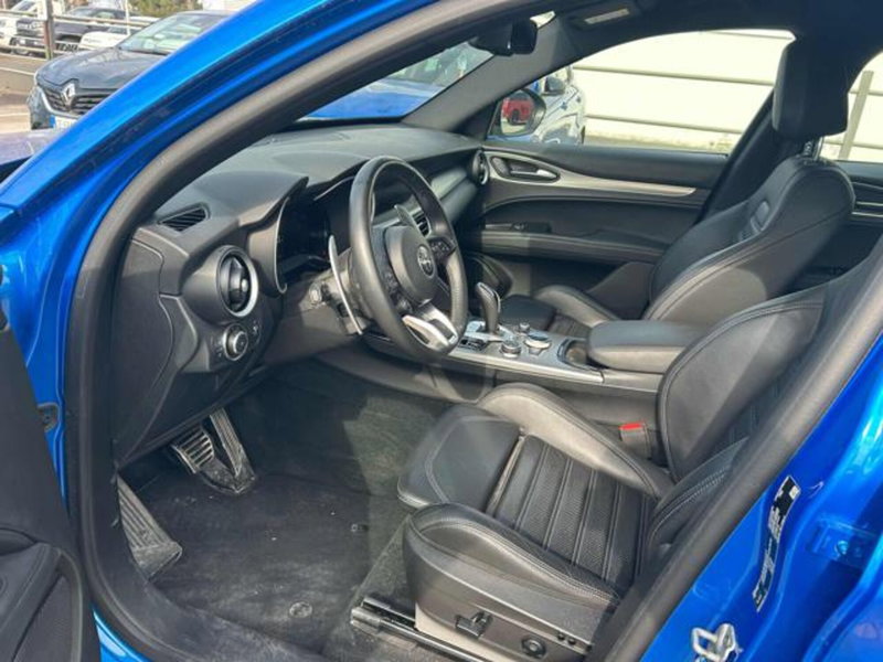 Alfa Romeo Stelvio usata a Lucca (11)