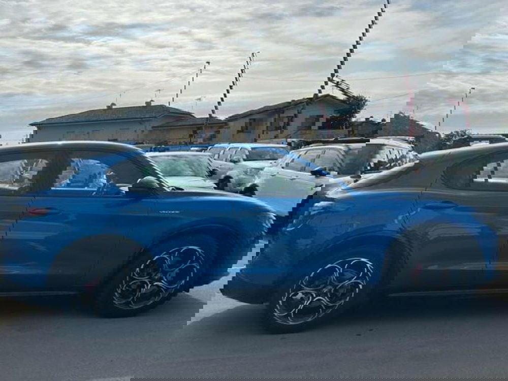 Alfa Romeo Stelvio usata a Lucca (5)