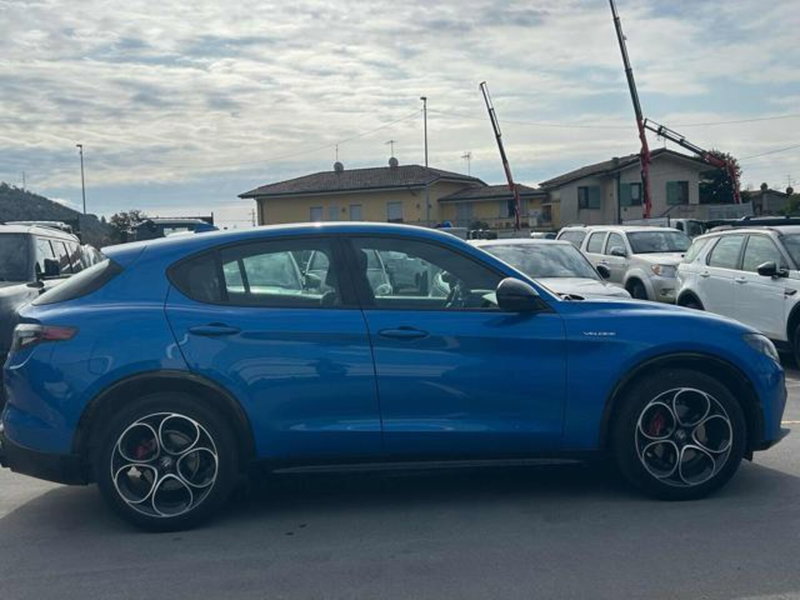 Alfa Romeo Stelvio usata a Lucca (5)