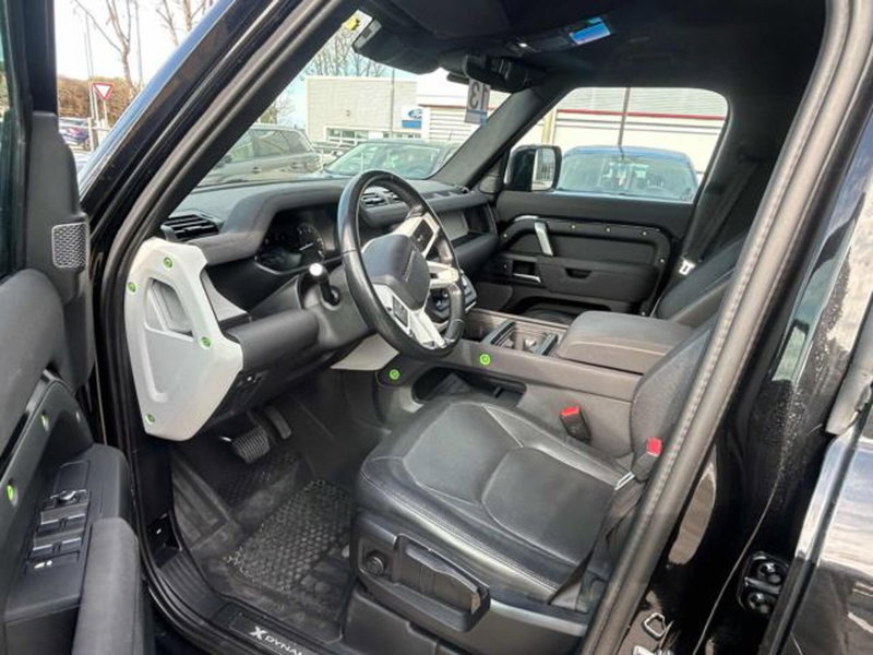 Land Rover Defender usata a Lucca (12)