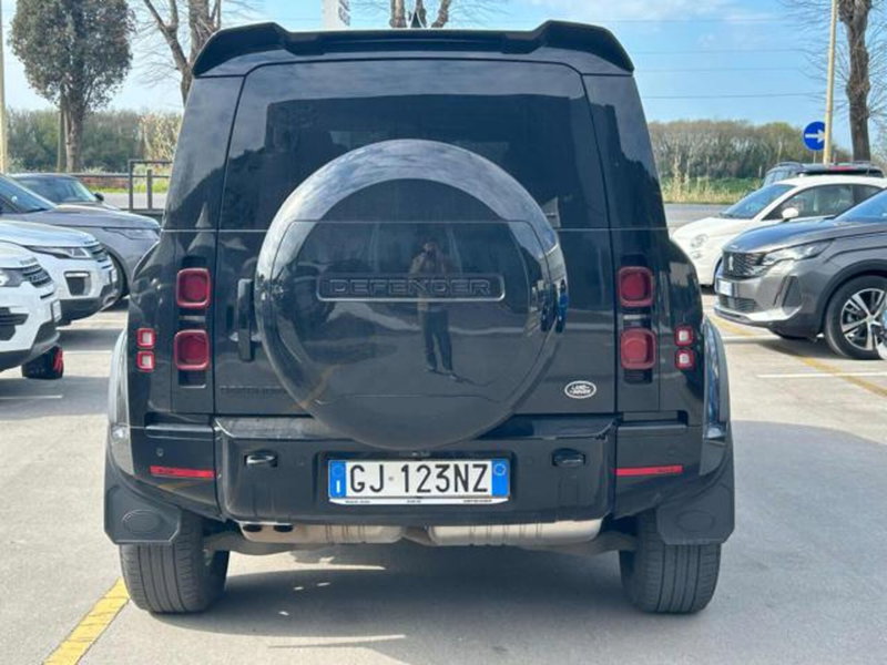 Land Rover Defender usata a Lucca (7)