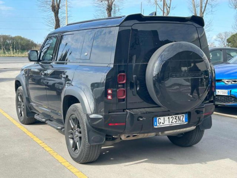 Land Rover Defender usata a Lucca (8)