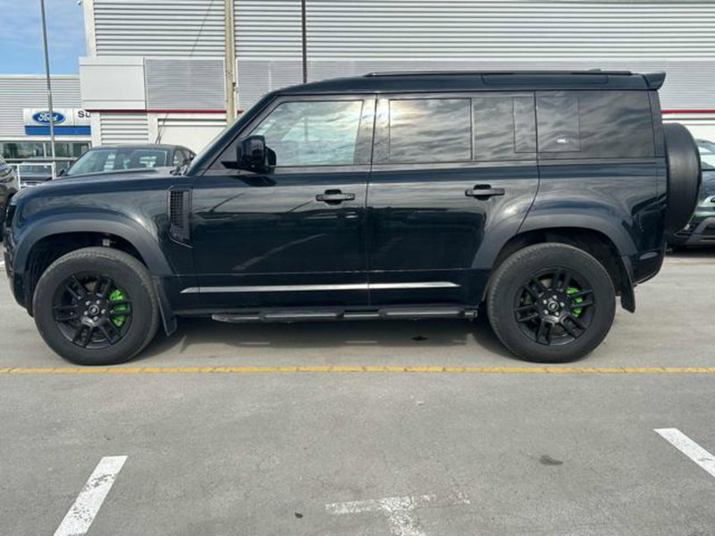 Land Rover Defender usata a Lucca (9)