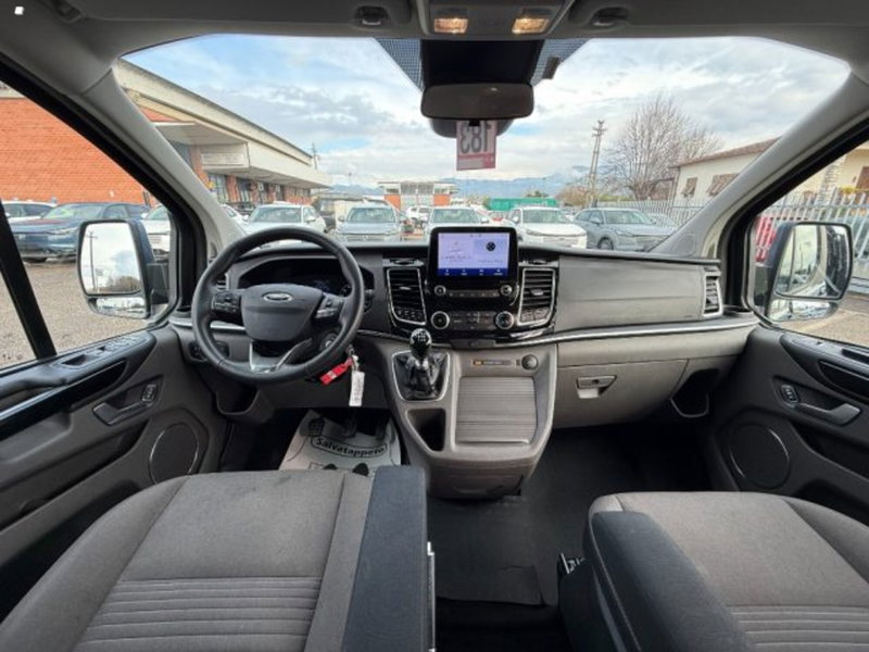 Ford Tourneo Custom usata a Lucca (11)