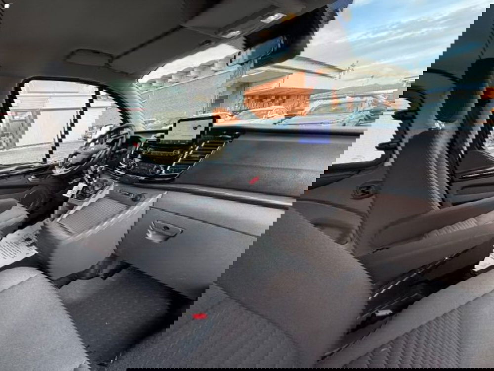 Ford Tourneo Custom usata a Lucca (12)