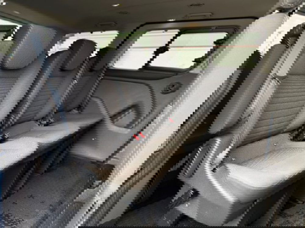 Ford Tourneo Custom usata a Lucca (14)