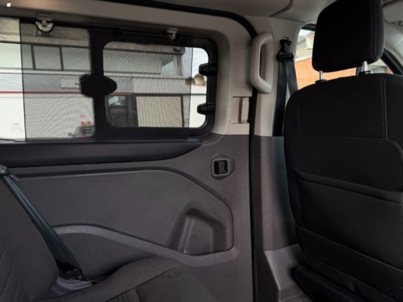 Ford Tourneo Custom usata a Lucca (17)