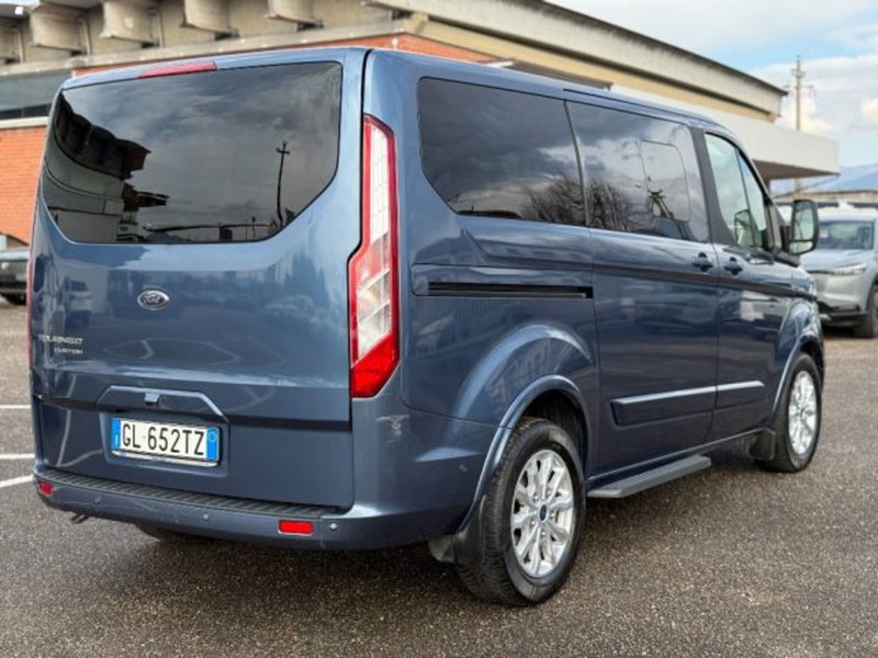 Ford Tourneo Custom usata a Lucca (5)