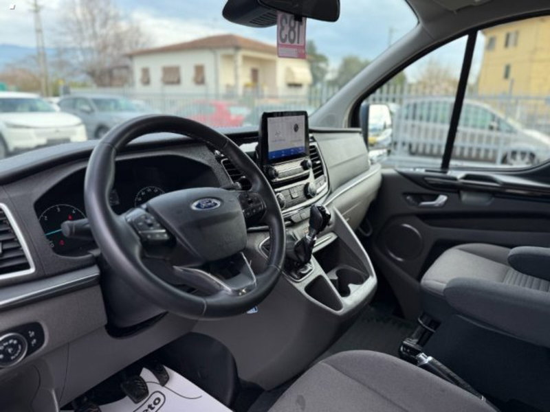Ford Tourneo Custom usata a Lucca (8)