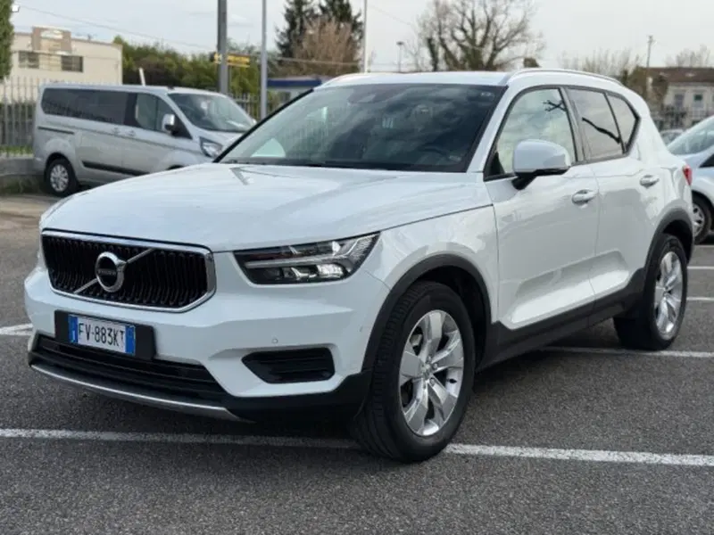 Volvo XC40 usata a Lucca