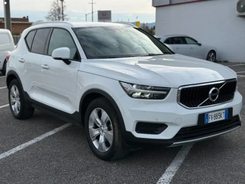 Volvo XC40 usata a Lucca (3)