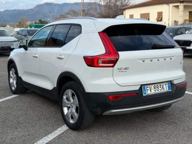 Volvo XC40 usata a Lucca (5)