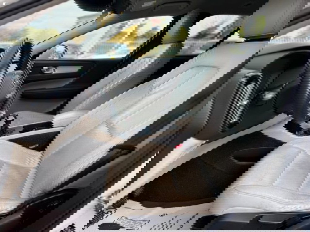 Volvo XC40 usata a Lucca (9)