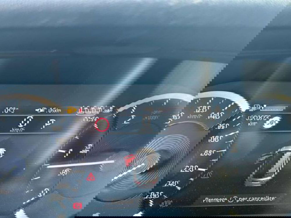 Land Rover Range Rover Velar usata a Lucca (13)