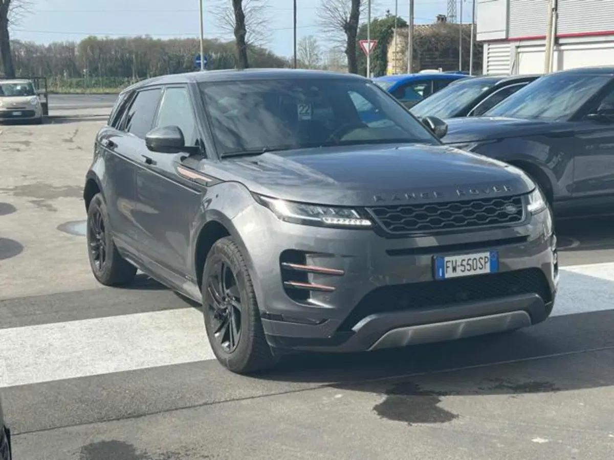 Land Rover Range Rover Evoque usata a Lucca (3)