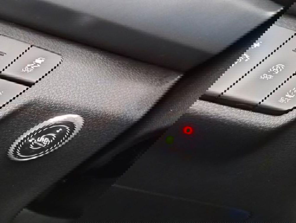 Kia Rio usata a Como (12)