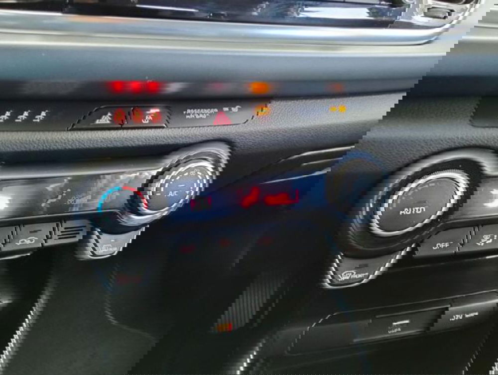 Kia Rio usata a Como (17)