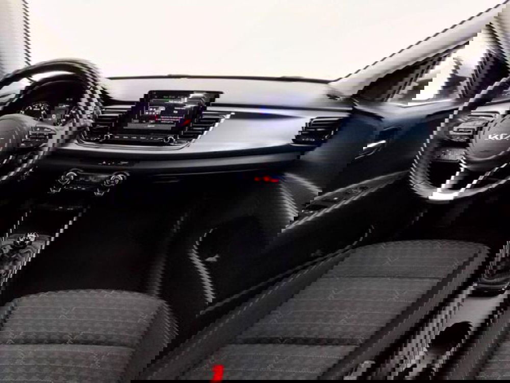 Kia Rio usata a Como (4)