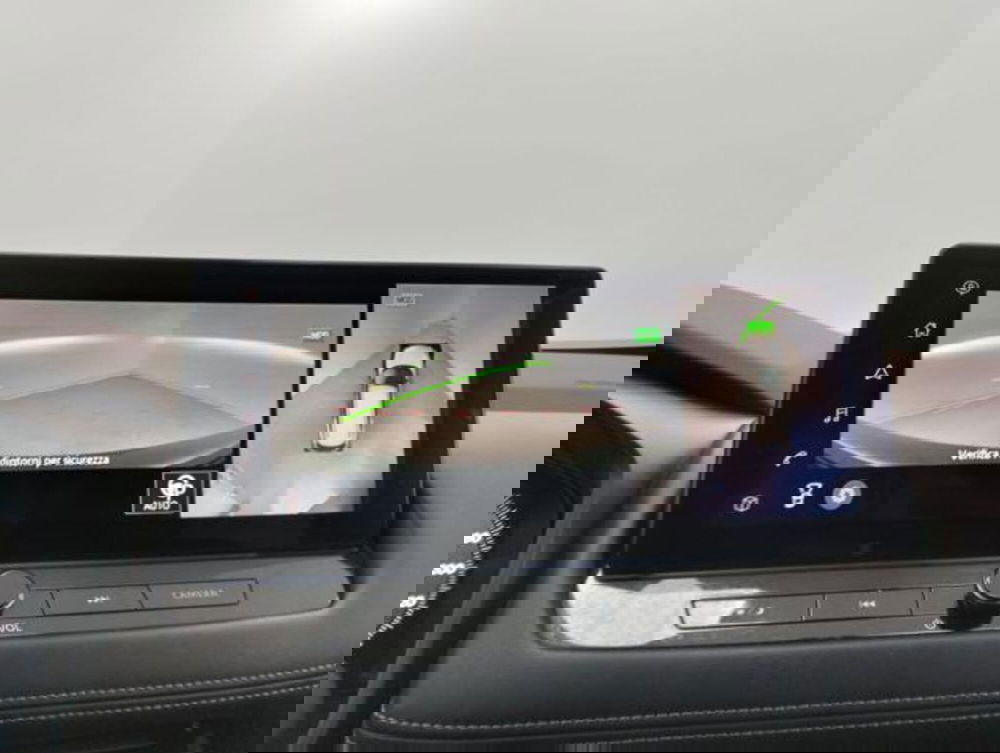 Nissan X-Trail usata a Como (16)