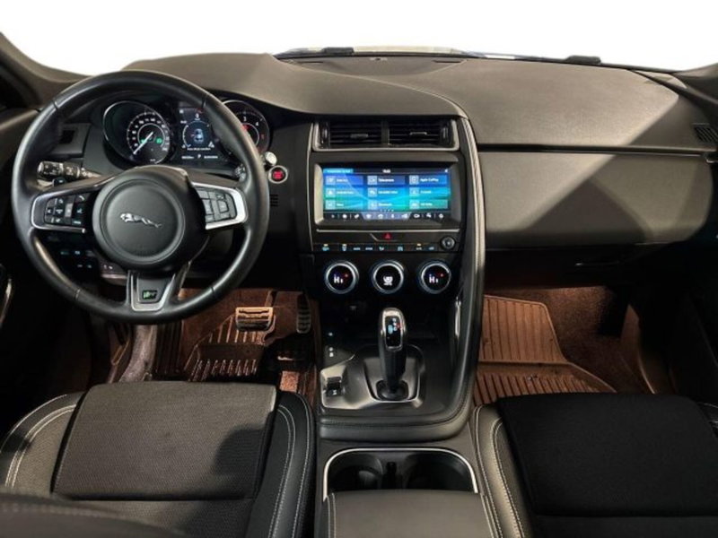 Jaguar E-Pace usata a Bologna (13)