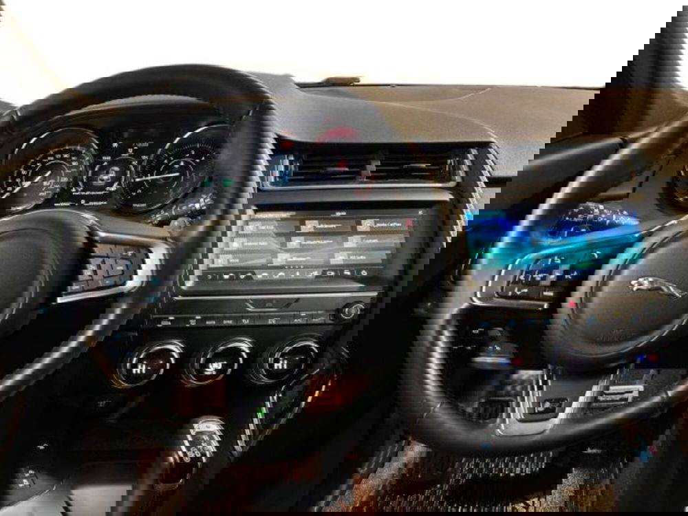 Jaguar E-Pace usata a Bologna (14)