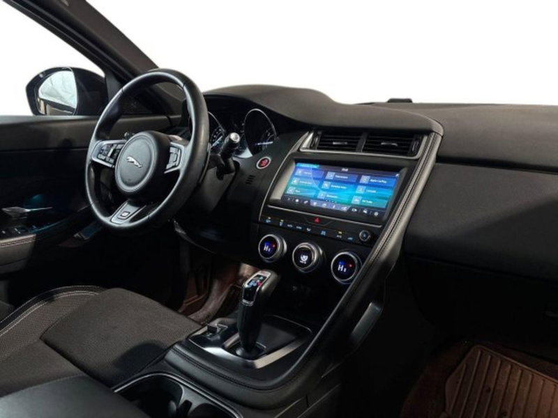 Jaguar E-Pace usata a Bologna (15)