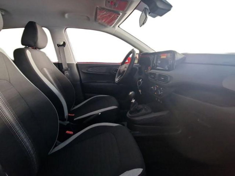 Hyundai i10 nuova a Salerno (13)