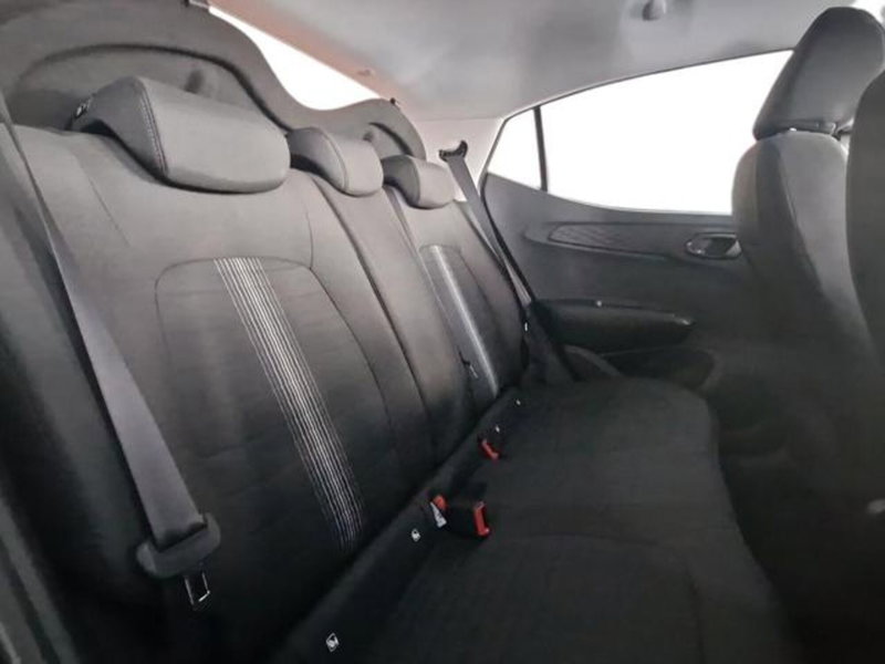 Hyundai i10 nuova a Salerno (14)
