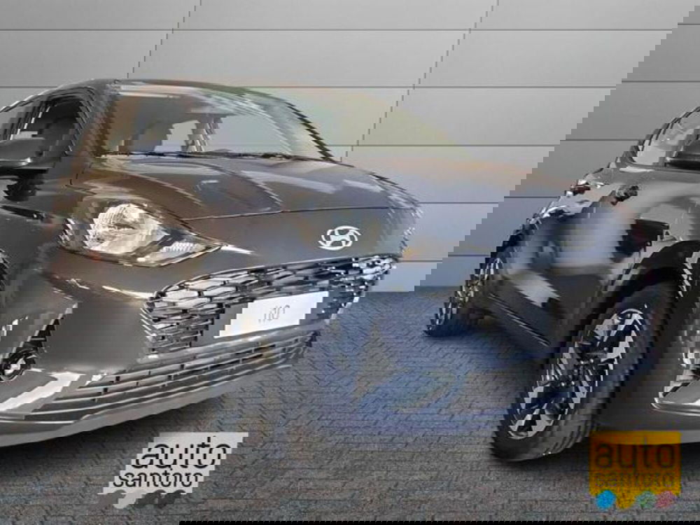 Hyundai i10 nuova a Salerno (2)