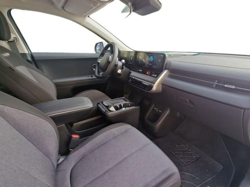Hyundai Ioniq 5 nuova a Salerno (13)