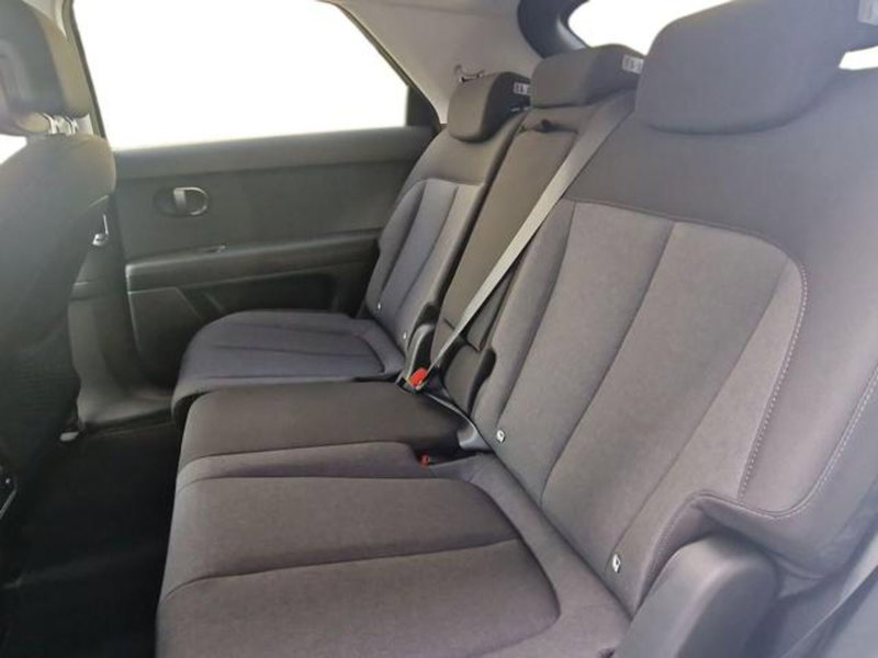 Hyundai Ioniq 5 nuova a Salerno (15)