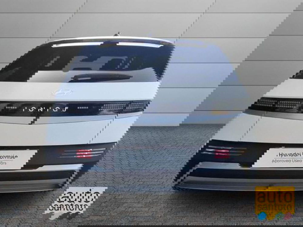 Hyundai Ioniq 5 nuova a Salerno (6)