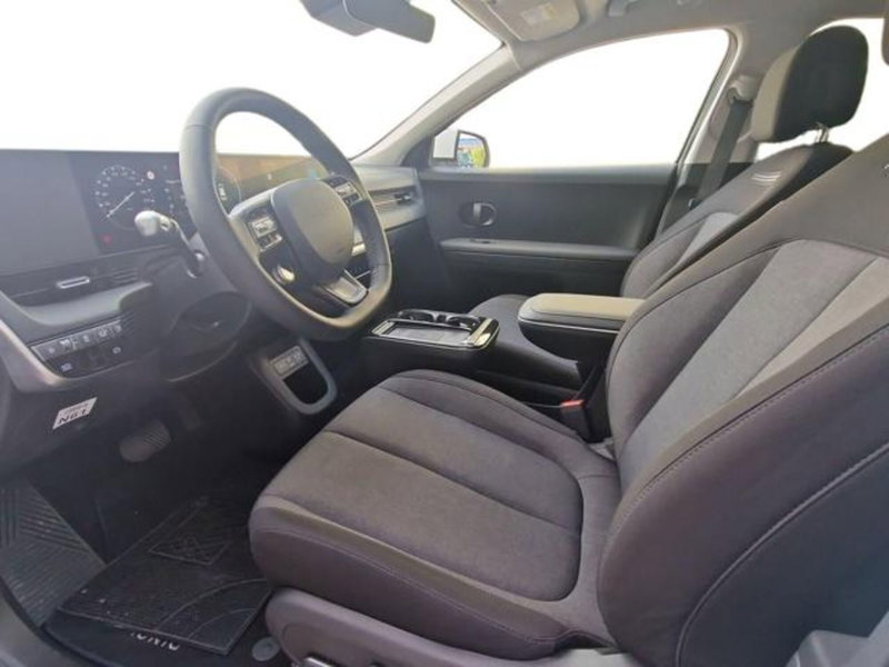 Hyundai Ioniq 5 nuova a Salerno (9)
