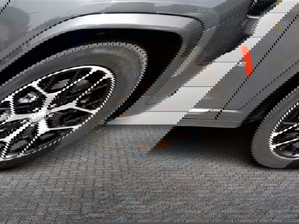 Jeep Grand Cherokee usata a Roma (14)