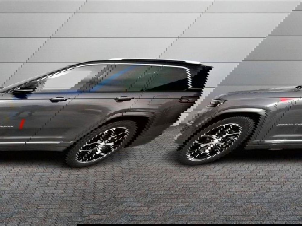 Jeep Grand Cherokee usata a Roma (2)